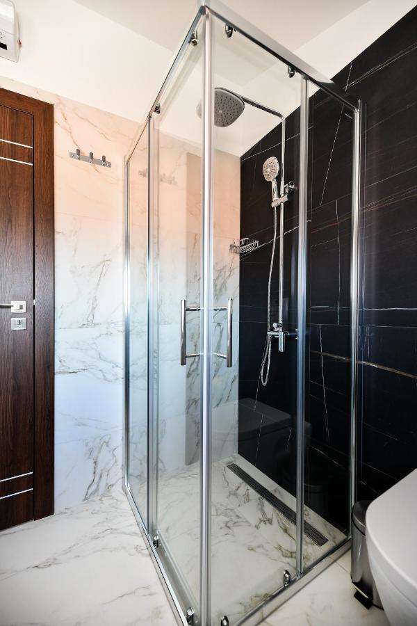 Modern Holiday Apartment "Libra" With Swimming Pool Posedarje Exterior foto
