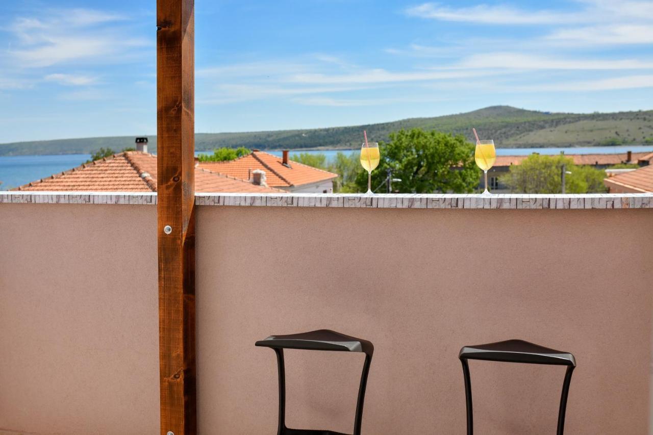 Modern Holiday Apartment "Libra" With Swimming Pool Posedarje Exterior foto